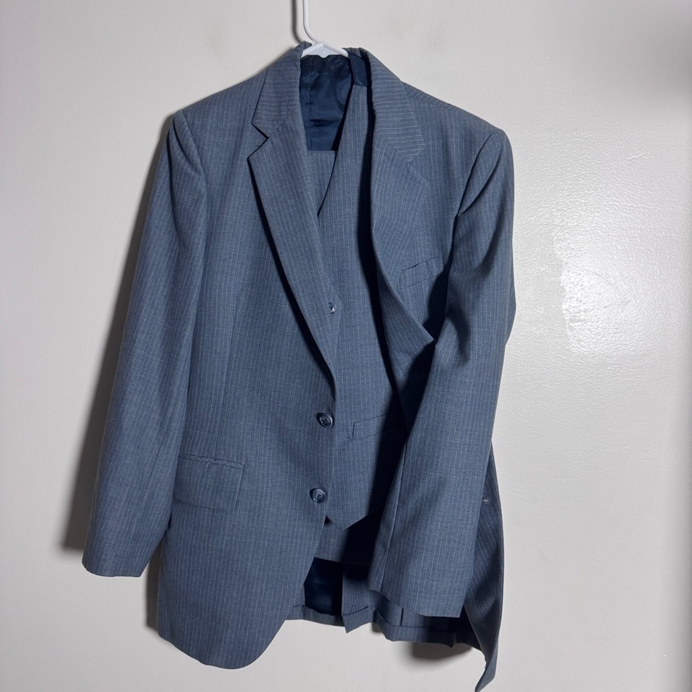 Walton Clothes 3-Piece Suit Mens 36R 32x29 Blue Pinstripe Vintage 3-Button Vest
